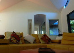Akasha Beach Retreat - Redcliffe Tourism 2