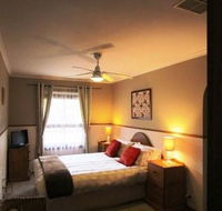 Southern Vales Bed And Breakfast - Redcliffe Tourism