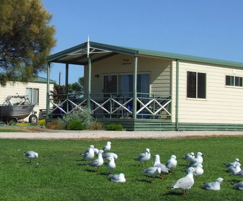 Edithburgh Caravan Park - Redcliffe Tourism 5