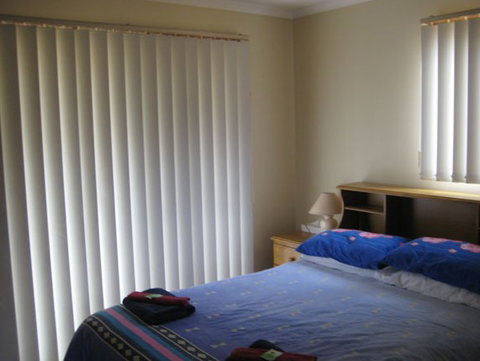 Parndana Hotel Cabins - Redcliffe Tourism 2