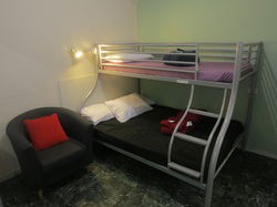 CBD Hostel And Backpackers - Redcliffe Tourism 2