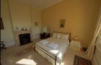 Myras Moonta Retreat - Redcliffe Tourism 7