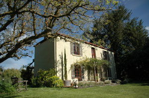 Adelaide Hills Retreats - Redcliffe Tourism 0