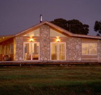 Sea Stone Cottage - Redcliffe Tourism