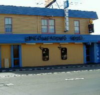 Kings Meadows Hotel - Redcliffe Tourism