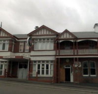 Lords Hotel - Redcliffe Tourism