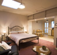 Ellie's Cottage Collection - Ellie's Studio Apartment - Redcliffe Tourism