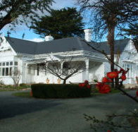 Huonville Guesthouse - Redcliffe Tourism