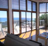 Villa Vista - Redcliffe Tourism