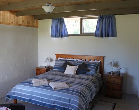 Flinders Island Cabin Park And Car Hire - Redcliffe Tourism 4