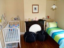 Kenya Cottage - Redcliffe Tourism 5