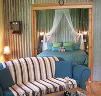 Crater Lakes Rainforest Cottages - Redcliffe Tourism