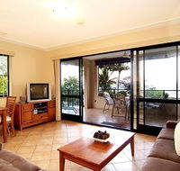 Mediterranean Beachfront Apartments - Redcliffe Tourism