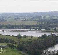 Back Forest Retreat - Redcliffe Tourism