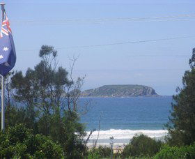 Surf Beach NSW Redcliffe Tourism