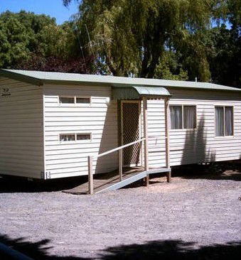 Castlemaine Central Cabin & Van Park - Redcliffe Tourism 0
