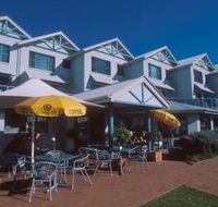 Breakers Apartments Mollymook - Redcliffe Tourism