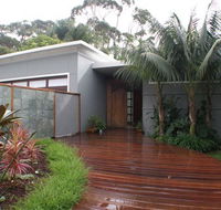 7 Donlan Road - Redcliffe Tourism