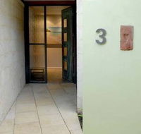 By the Beach B and B Holiday Apartments - Redcliffe Tourism