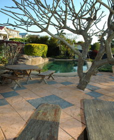 Aberthin Bed And Breakfast - Redcliffe Tourism 0