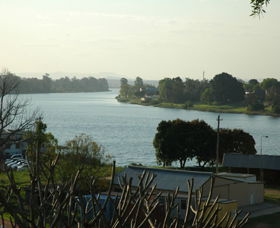 Aberthin Bed And Breakfast - Redcliffe Tourism 1