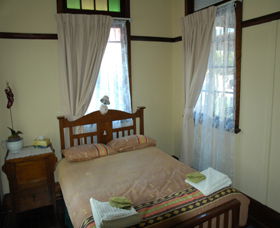Aberthin Bed And Breakfast - Redcliffe Tourism 2