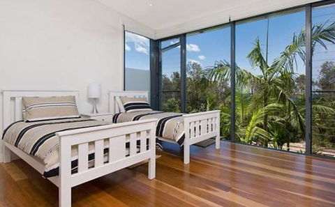Aamber Beach House At Kiah - Redcliffe Tourism 2