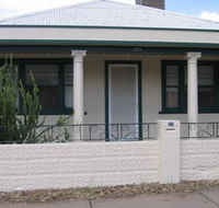 Bettys Cottage - Redcliffe Tourism