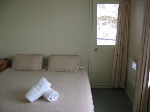 Alitji Alpine Lodge - Redcliffe Tourism 2
