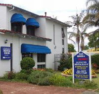 Alabaster Motor Inn - Redcliffe Tourism