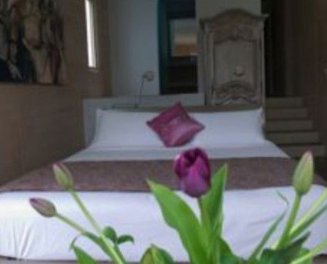 Burrawang Village Hotel - Redcliffe Tourism 4