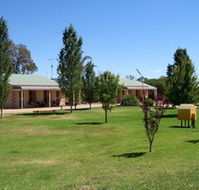 Narrandera Caravan Park - Redcliffe Tourism