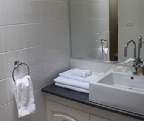 Cherry Tree Guesthouse - Redcliffe Tourism 4