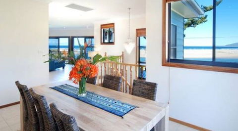 Allure Gerroa - Redcliffe Tourism 3