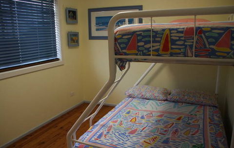 Aspect On Jones Beach - Redcliffe Tourism 1