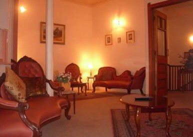 Avonleigh Guest House - Redcliffe Tourism 1