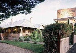 Avonleigh Guest House - Redcliffe Tourism 5