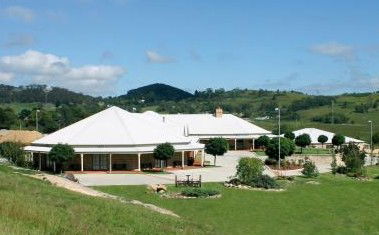 Bowen Inn - Redcliffe Tourism 5