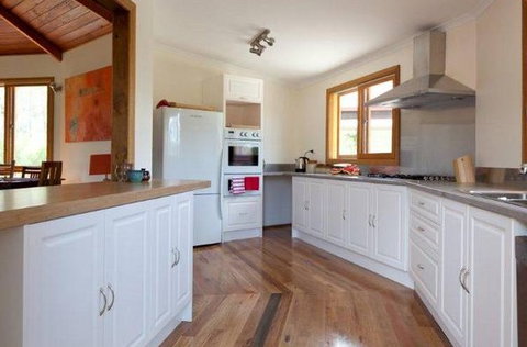 Billabong Retreat Sydney - Redcliffe Tourism 1