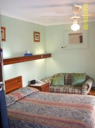 Coachman Motor Inn - Redcliffe Tourism 2