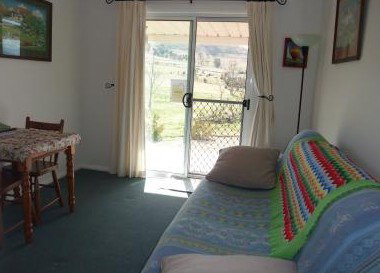 Barcoos Barn Farmstay - Redcliffe Tourism 4