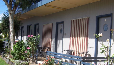 Black Stump Motel - Redcliffe Tourism 4