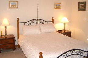 Banderra B And B Farmstay - Redcliffe Tourism 4