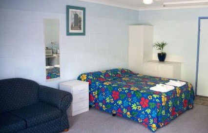 Como Holiday Apartments And Tropical Nites Motel - Redcliffe Tourism 4