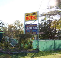 Rest Easi Motel - Redcliffe Tourism