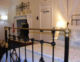 Reppels Bed And Breakfast - Redcliffe Tourism 3