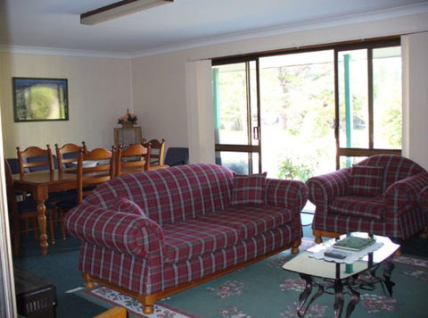 Bonaways - Redcliffe Tourism 2