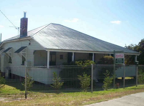 Dillons Cottage - Redcliffe Tourism 3