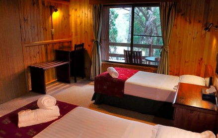 Happy Valley Retreat - Redcliffe Tourism 5