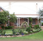 Guy House Bed and Breakfast - Redcliffe Tourism